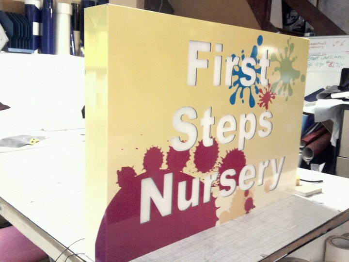 fi9rst-steps-nursery-light-box-signs-walshaw-bury-graphics